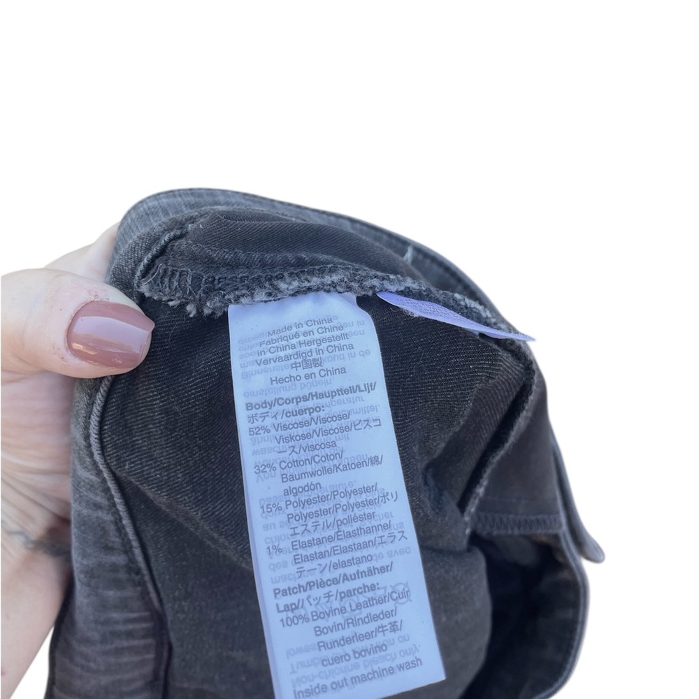 Madewell Curvy Roadtripper Supersoft Jeans in Ashmont Wash - Picture 6 of 7